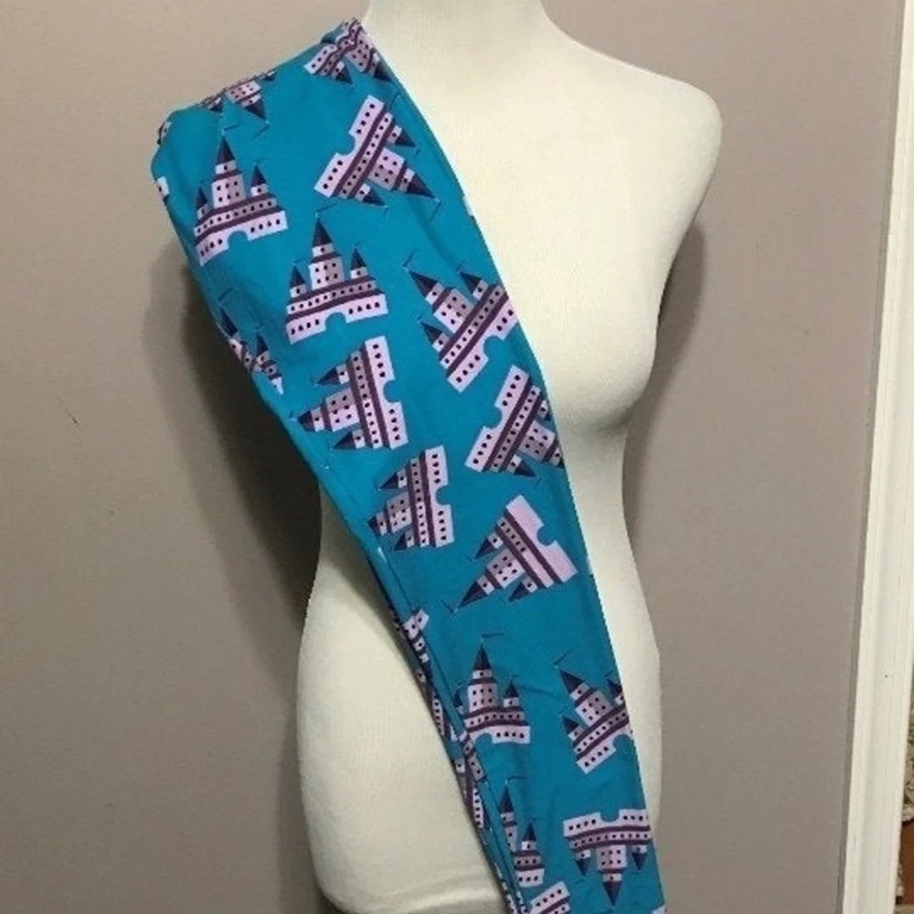 NEW LuLaRoe OS Leggings - “unicorn” HTF CASTLES